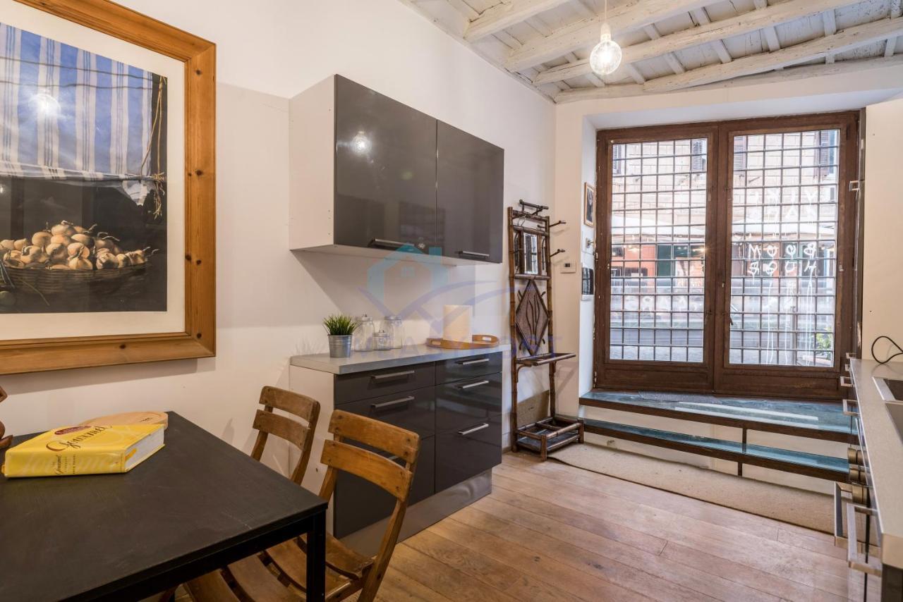 Cozy Entire Apt Close To Piazza Trilussa روما المظهر الخارجي الصورة